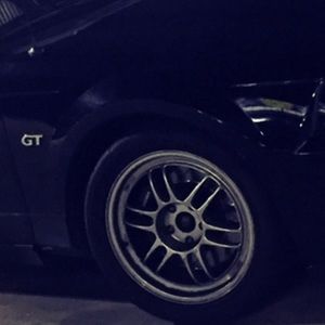 Meet your Posher, Justin